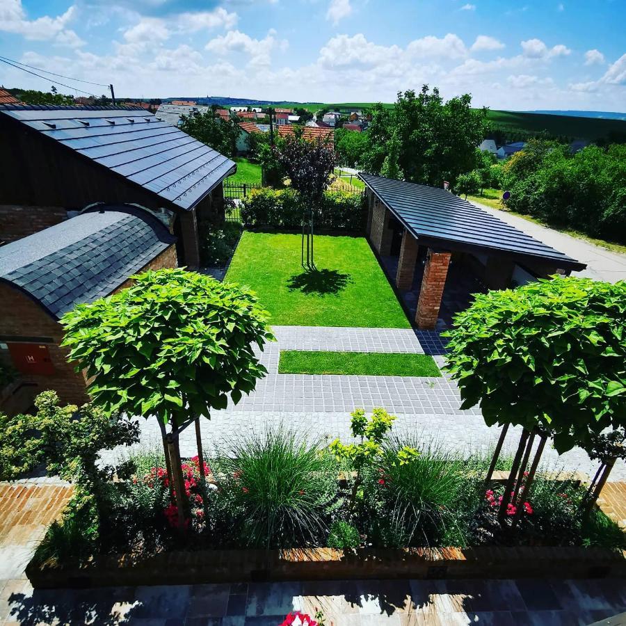 Apartmany Pod Palavou Starovicky Екстериор снимка
