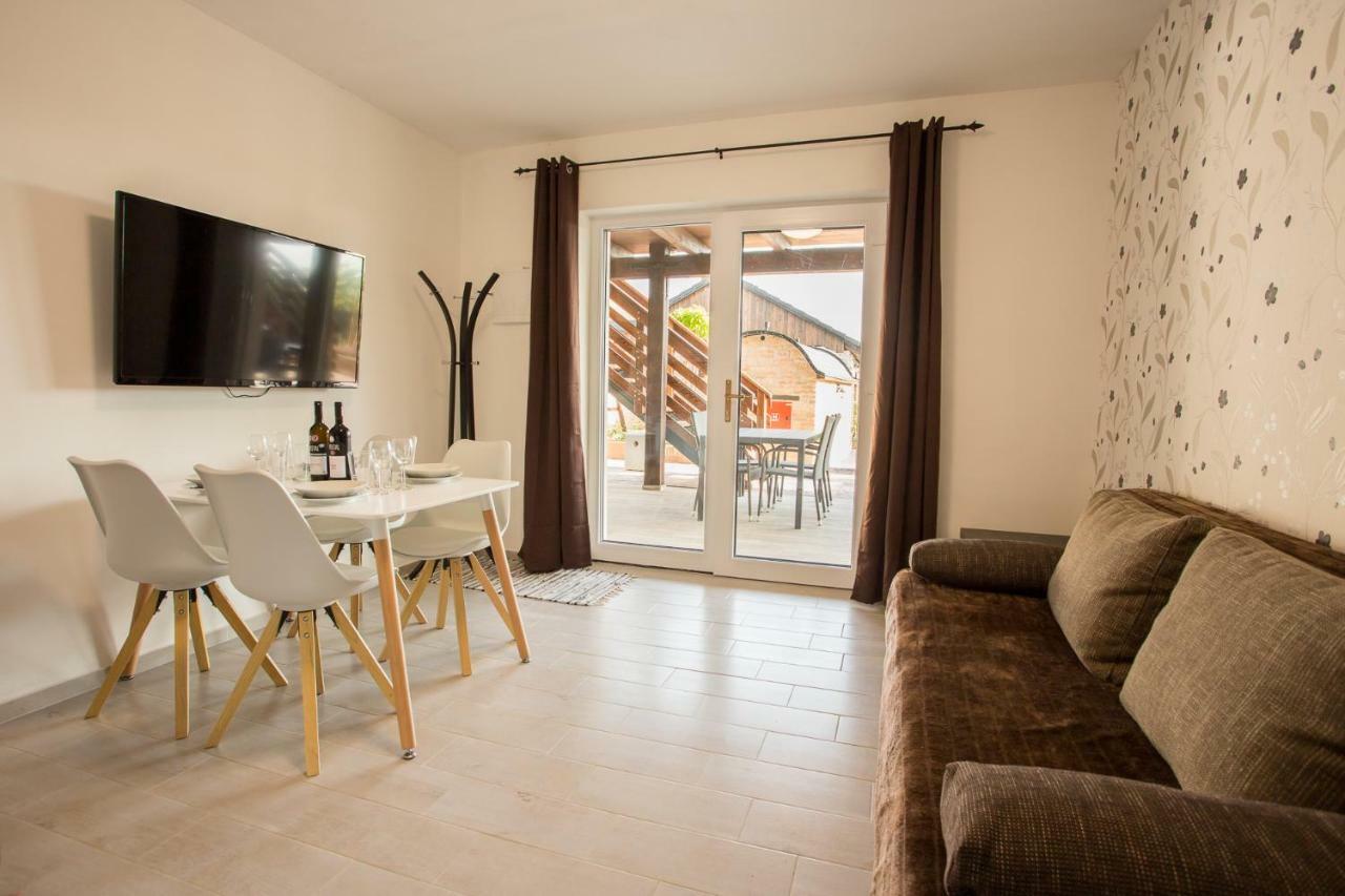 Apartmany Pod Palavou Starovicky Екстериор снимка